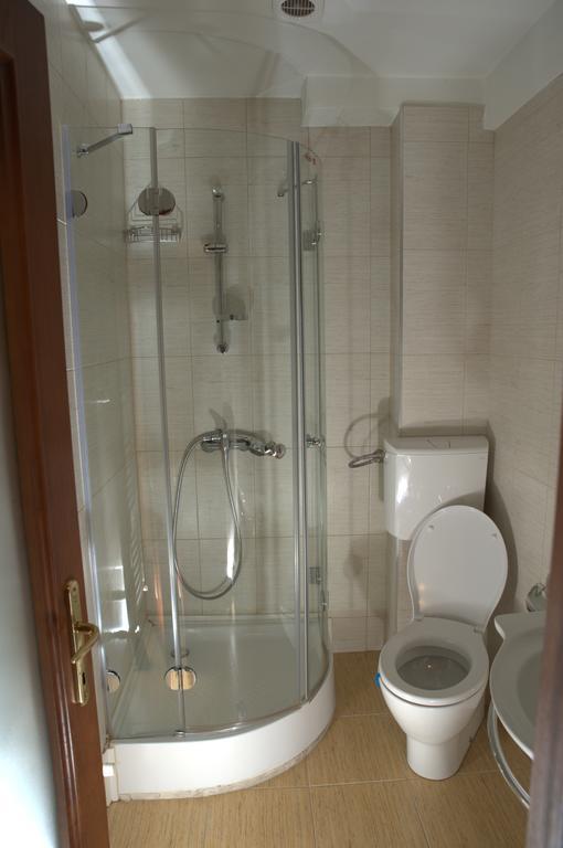 Hotel Mariflor Szamosújvár Kültér fotó