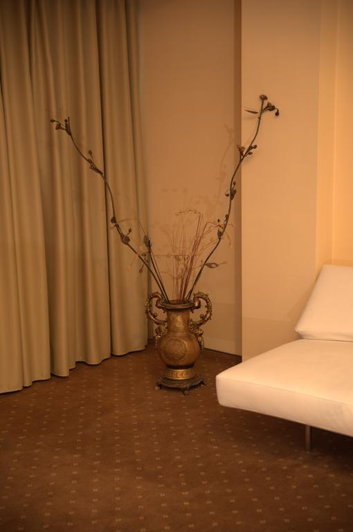 Hotel Mariflor Szamosújvár Kültér fotó